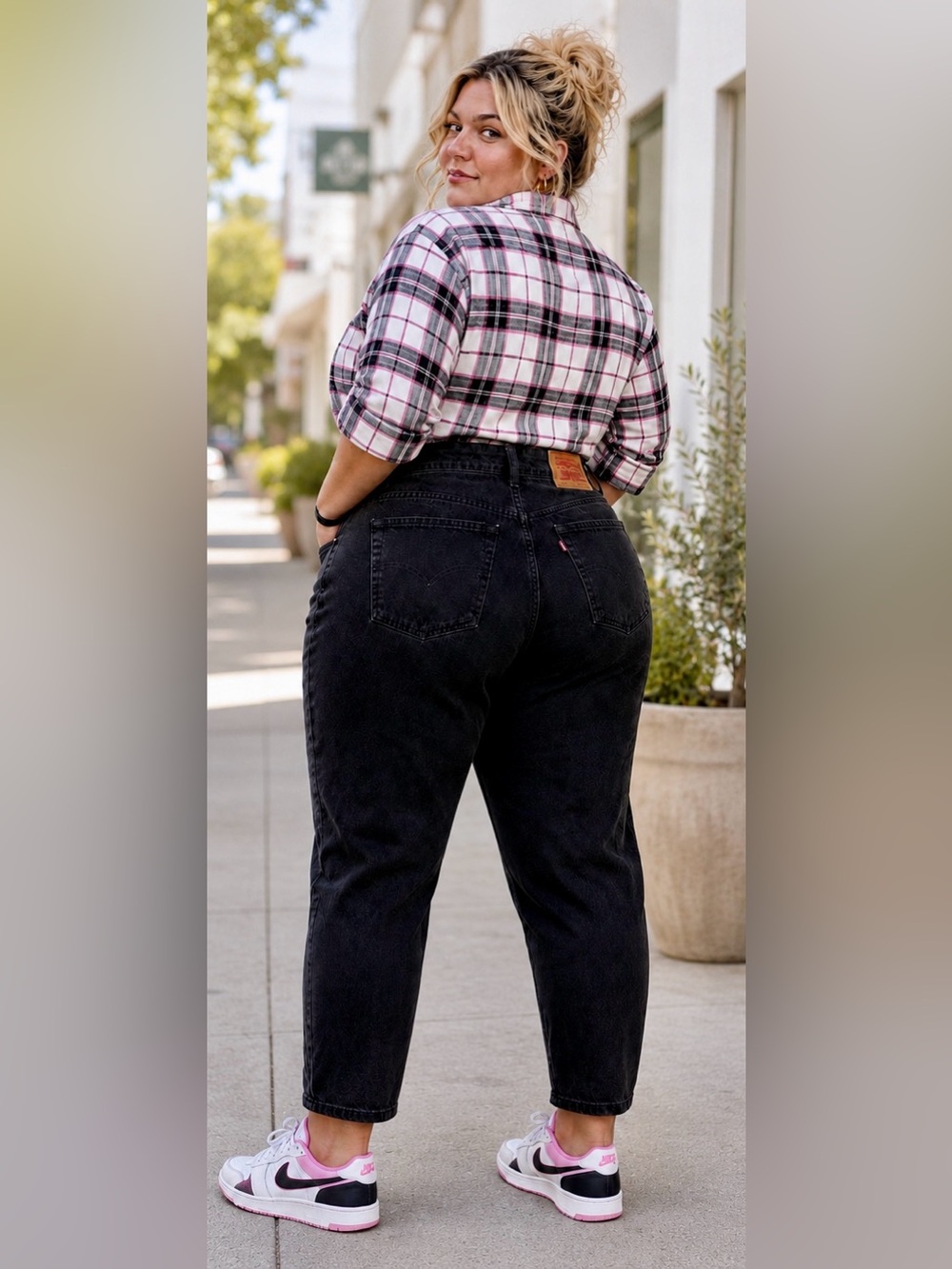 Vintage 90s Levi’s 550 Relaxed Tapered Leg Mom Jeans – Women’s Plus Size 20WS